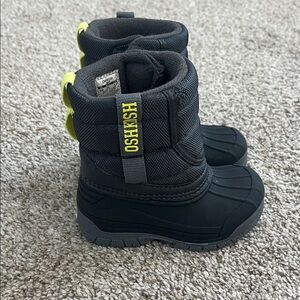 OshKosh B'gosh Black and Yellow Kids Snow Boots